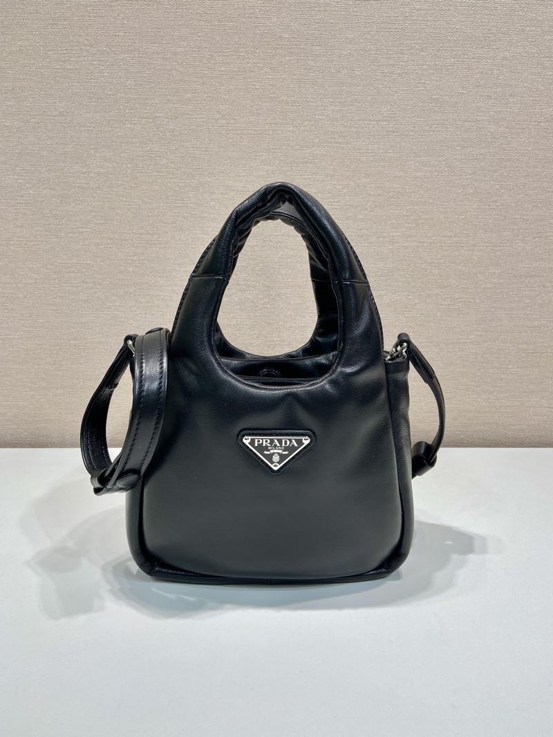 Pra*a tote bags